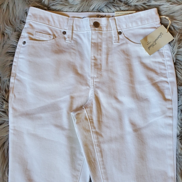 White pants sz 2 - Picture 1 of 6